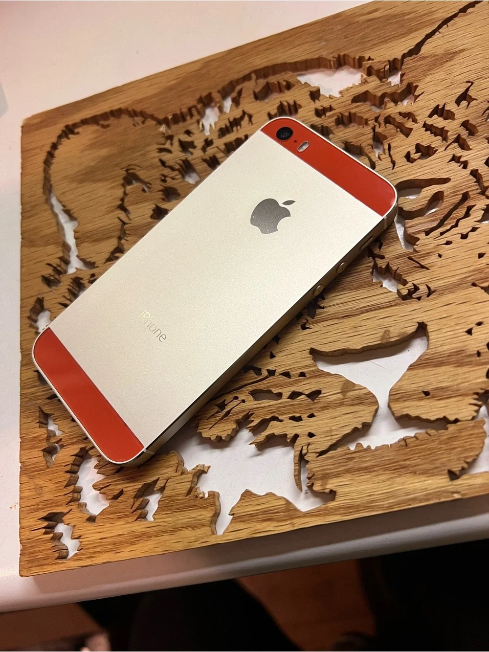 iPhone 5SE 16GB Factory Unlocked Custom Orange New Condition